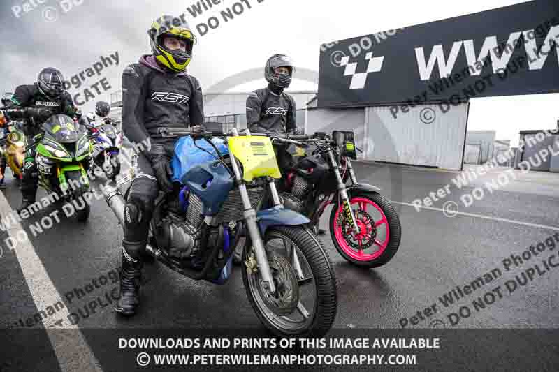 donington no limits trackday;donington park photographs;donington trackday photographs;no limits trackdays;peter wileman photography;trackday digital images;trackday photos